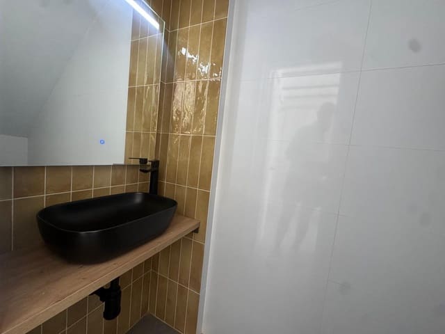 Monolocale in vendita in La Villajoyosa / Vila Joiosa - 96.000 € (Rif: 9797146)