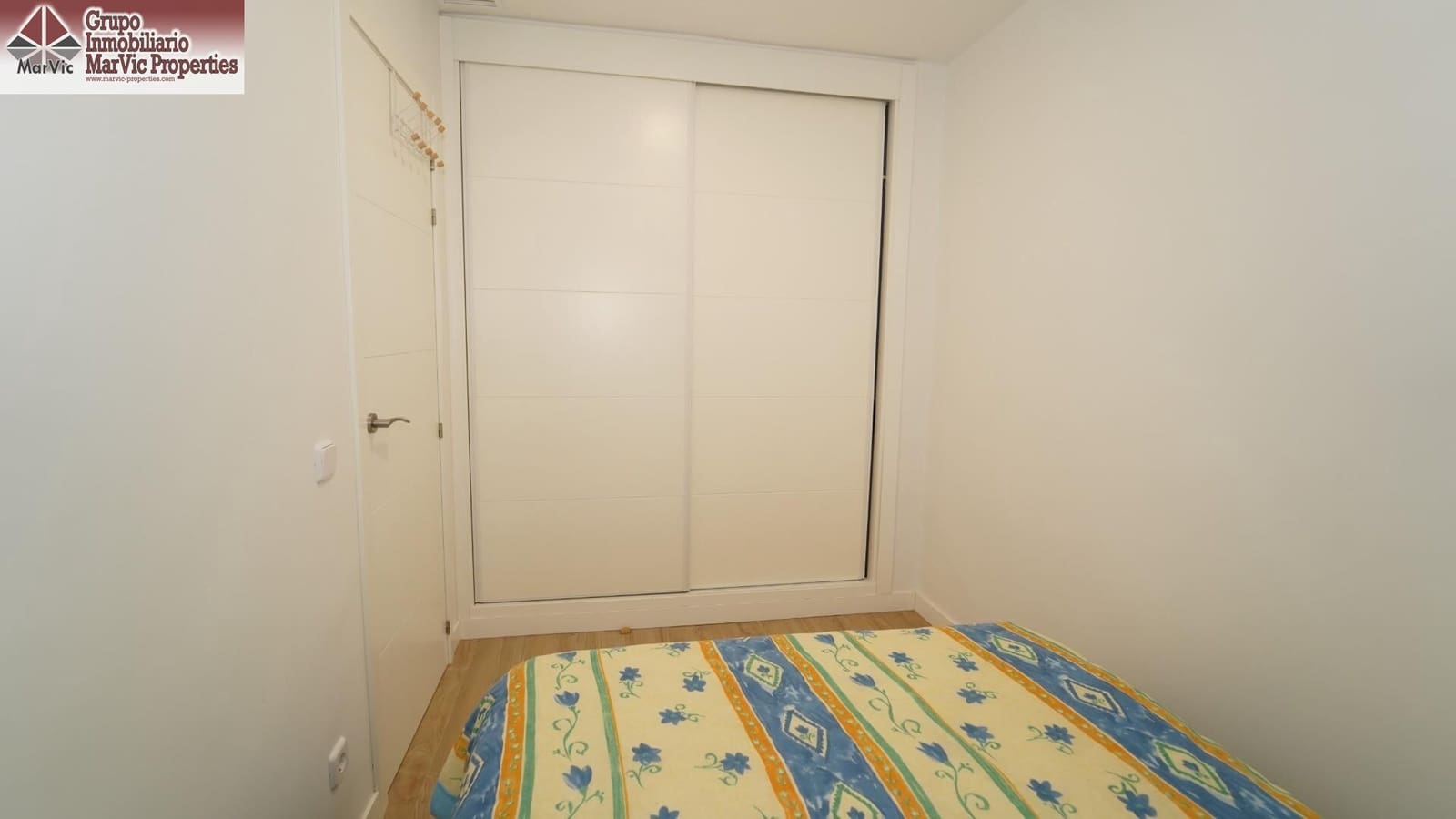3 Zimmer Wohnung zu vermieten in Benidorm mit Garage - 1.800 € (Ref: 9799294)