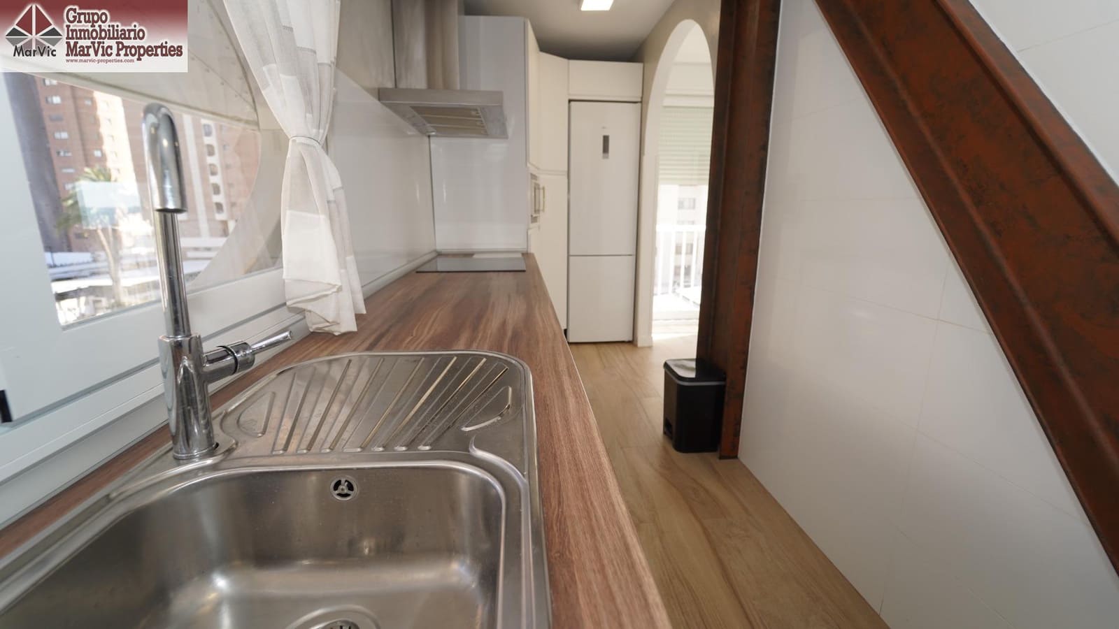 3 Zimmer Wohnung zu vermieten in Benidorm mit Garage - 1.800 € (Ref: 9799294)