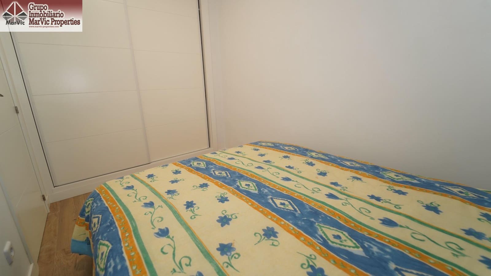 3 Zimmer Wohnung zu vermieten in Benidorm mit Garage - 1.800 € (Ref: 9799294)