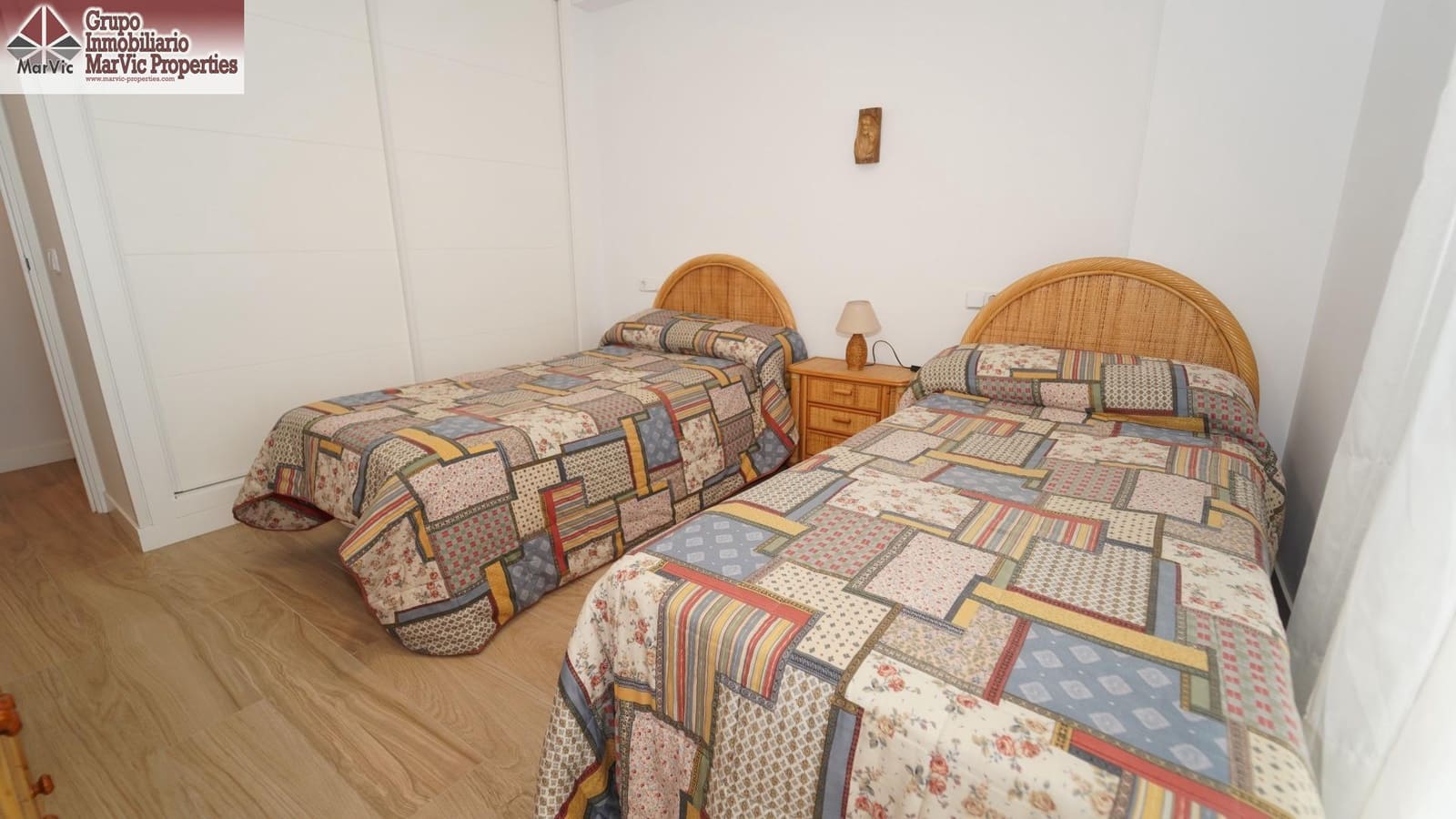 3 Zimmer Wohnung zu vermieten in Benidorm mit Garage - 1.800 € (Ref: 9799294)