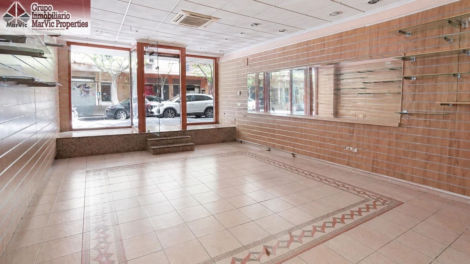 Erhverv til leje i Benidorm - € 1.000 (Ref: 9804319)