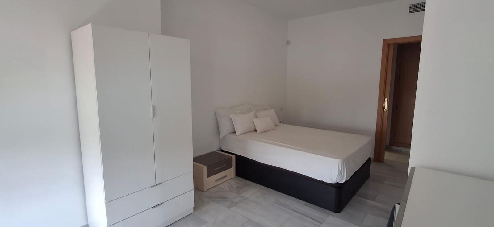 1 makuuhuone Huoneisto vuokrattavana paikassa Benidorm mukana uima-altaan 
autotalli - 1 000 € (Ref: 9806513)