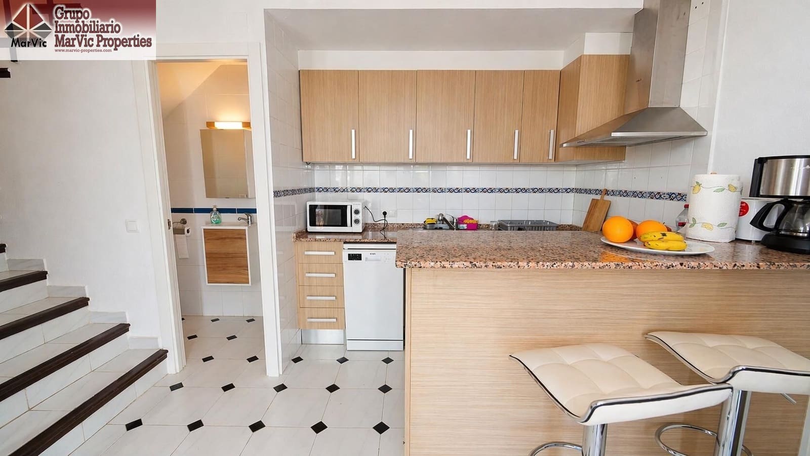 2 soverom Bungalow til leie i Albir med svømmebasseng - € 1 200 (Ref: 9811945)