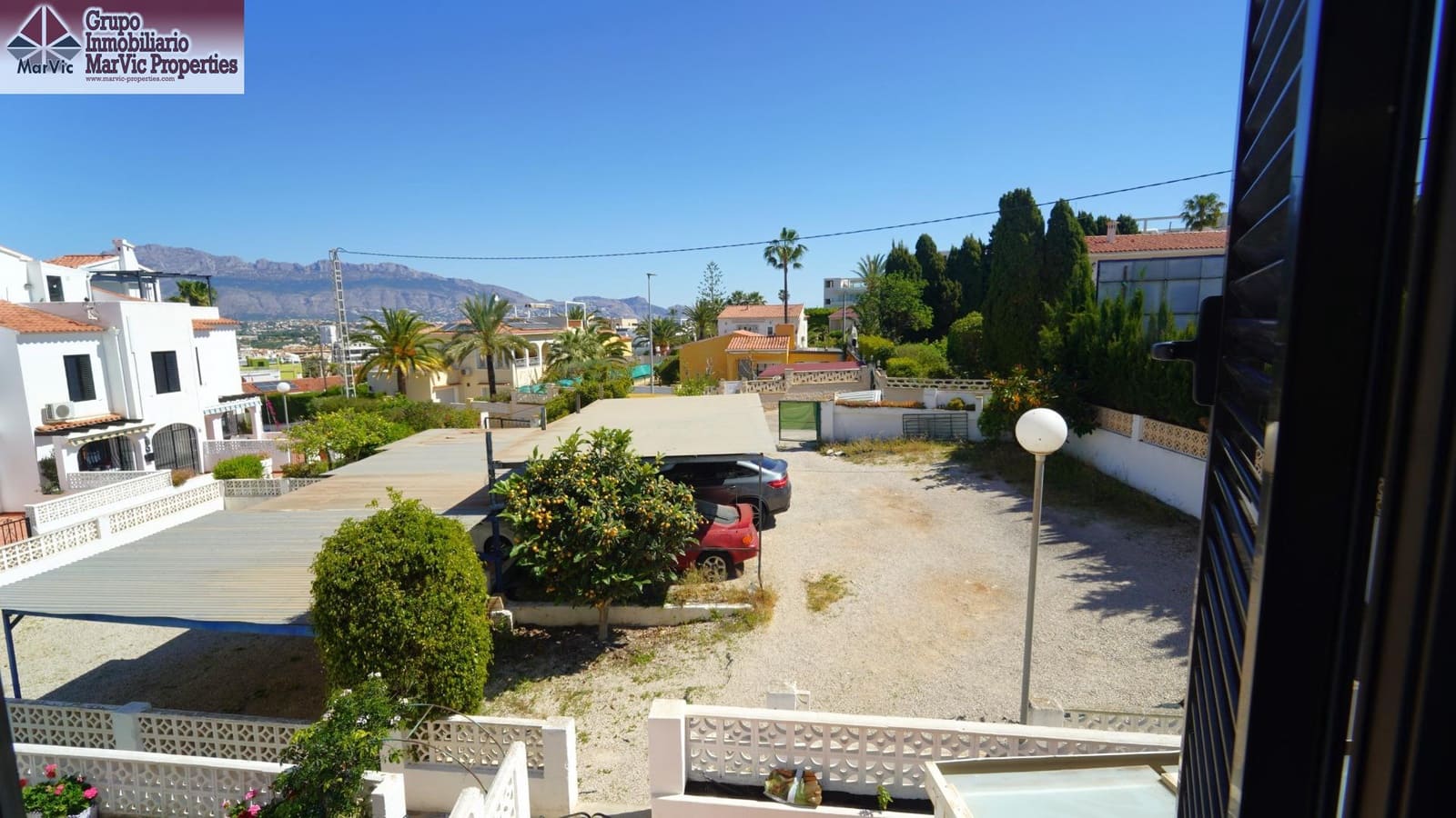 2 soverom Bungalow til leie i Albir med svømmebasseng - € 1 200 (Ref: 9811945)