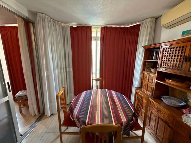 1 makuuhuone Huoneisto myytävänä paikassa Levante, Benidorm mukana uima-altaan - 199 950 € (Ref: 9831571)
