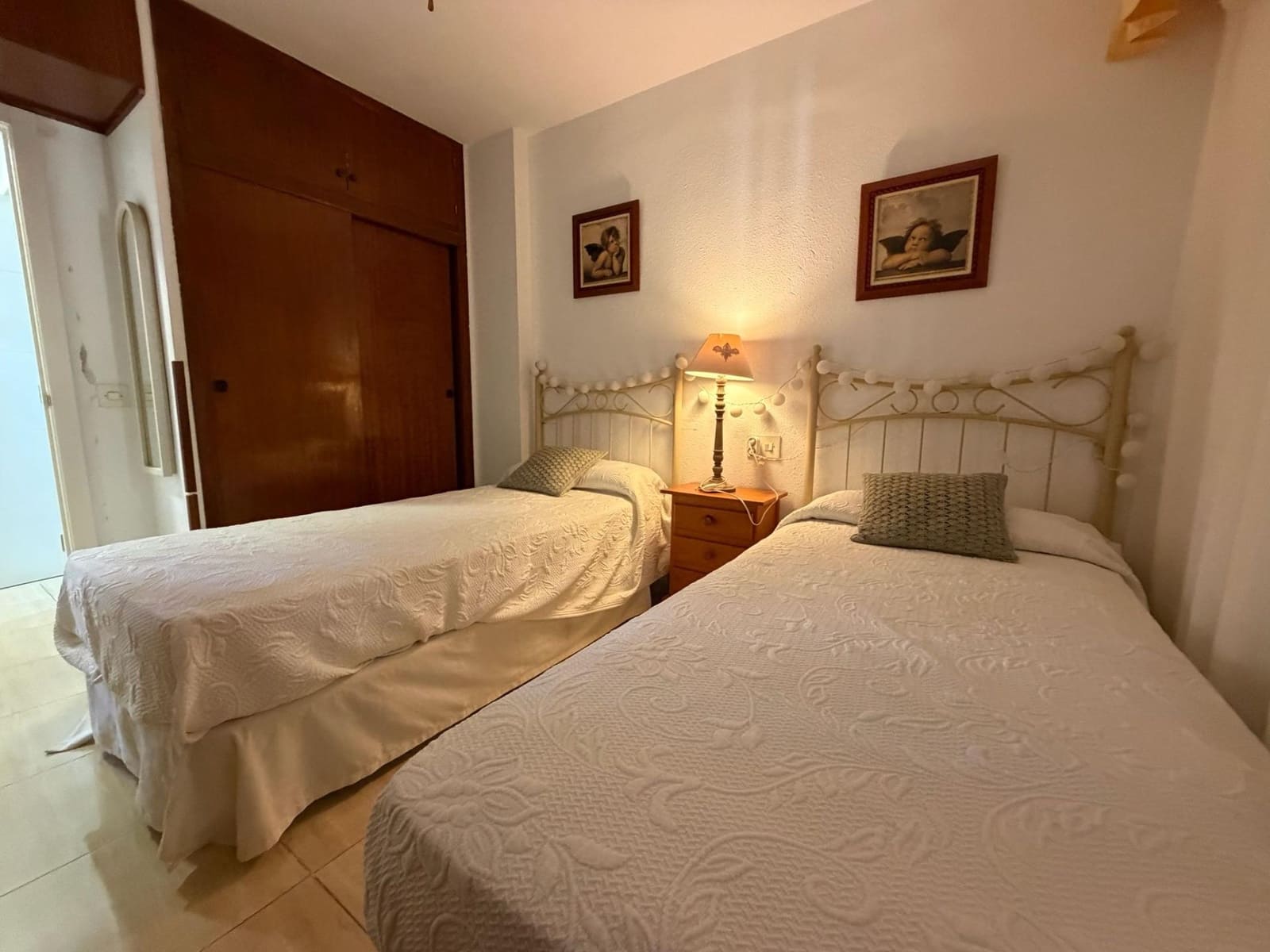 1 bedroom Apartment for sale in Benidorm with pool - € 199,950 (Ref: 9831571)
