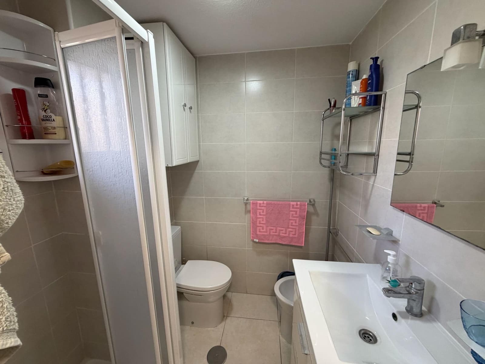 1 bedroom Apartment for sale in Benidorm with pool - € 199,950 (Ref: 9831571)