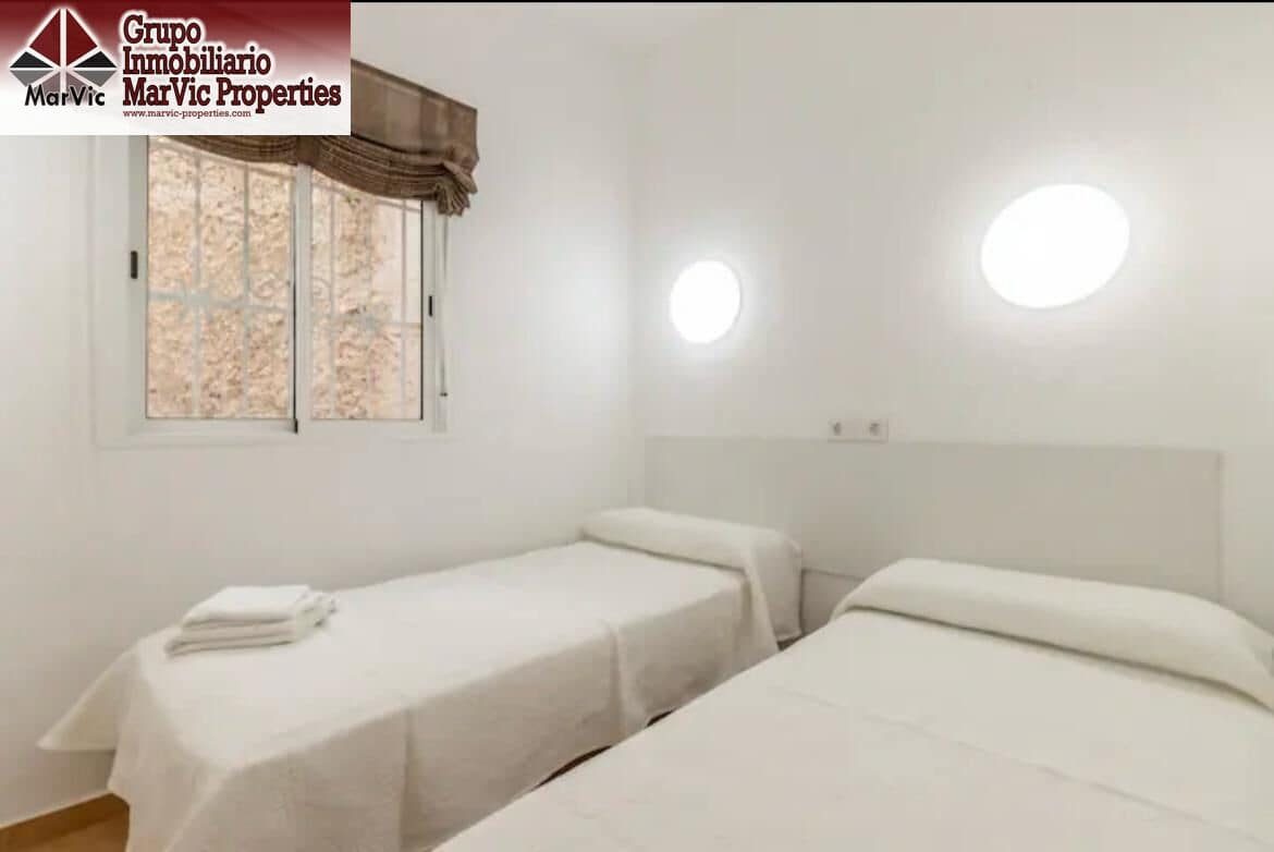 4 bedroom Flat for sale in Benidorm - € 275,000 (Ref: 9831572)
