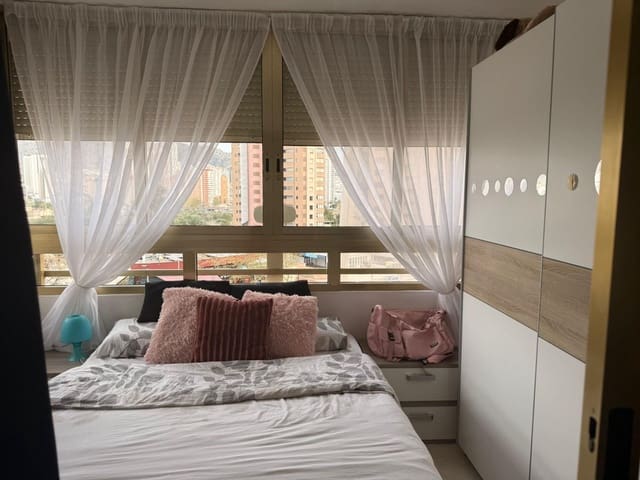 2 sovrum Lägenhet till salu i Rincón de Loix, Benidorm med pool - 225 000 € (Ref: 9839289)