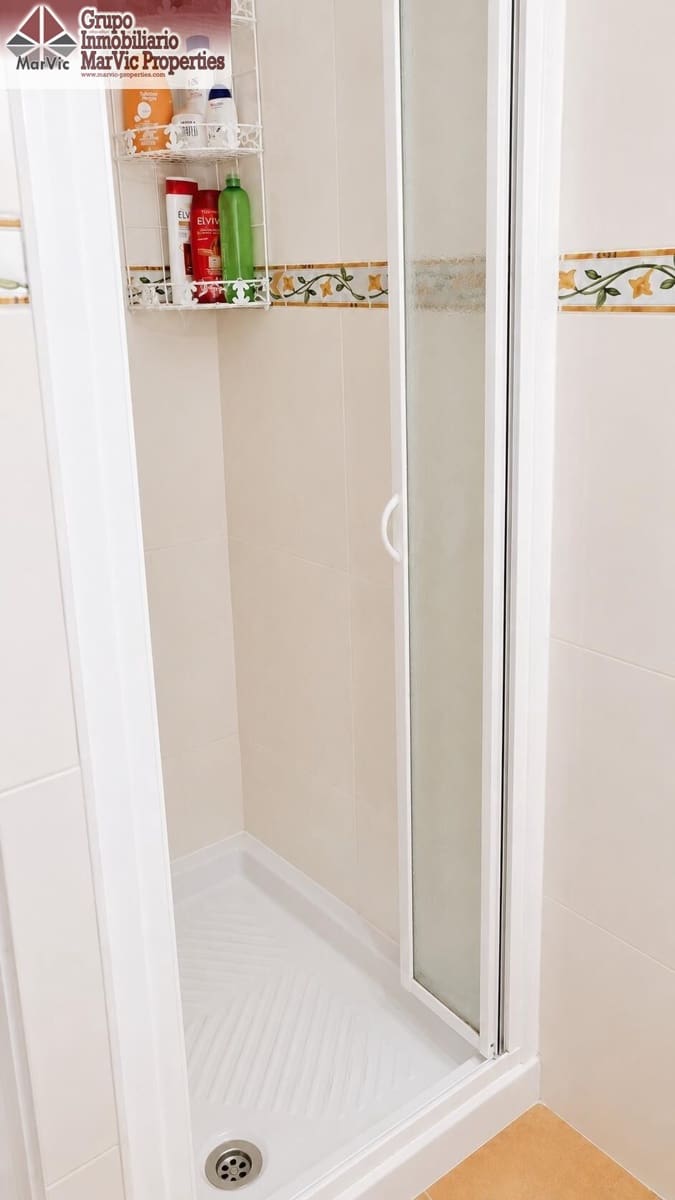 1 bedroom Flat for sale in Benidorm with pool - € 189,000 (Ref: 9849413)