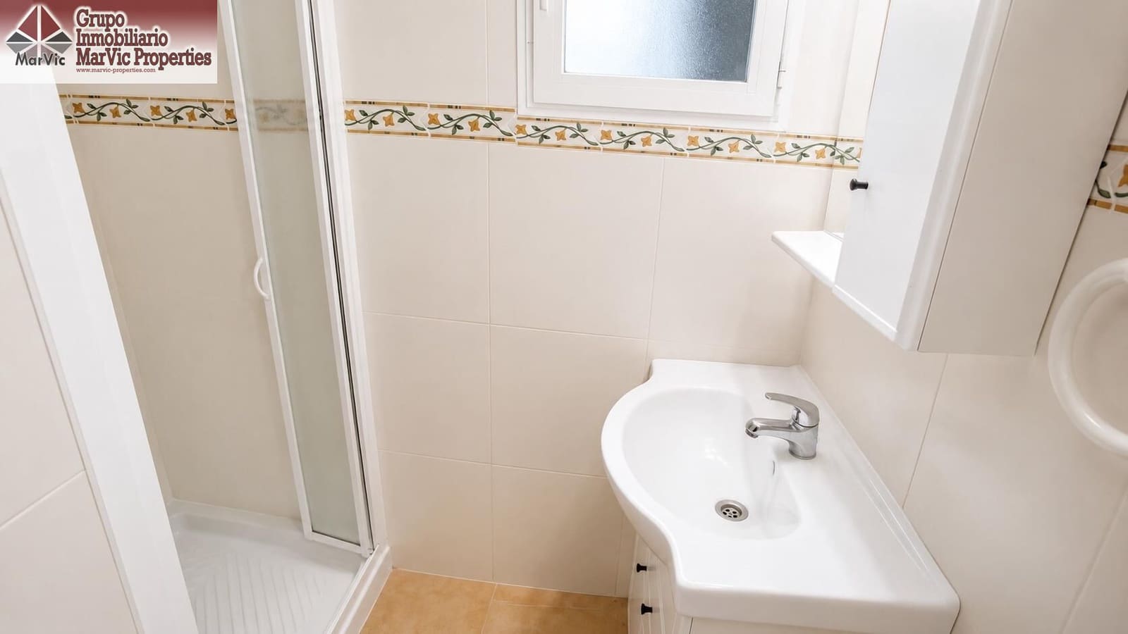 1 bedroom Flat for sale in Benidorm with pool - € 189,000 (Ref: 9849413)