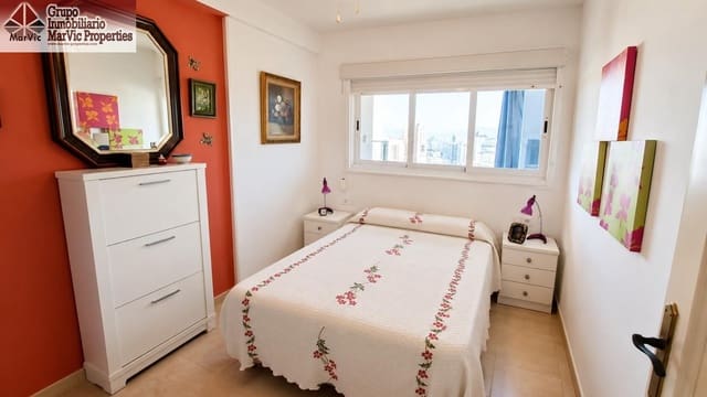 1 bedroom Flat for sale in Benidorm with pool - € 189,000 (Ref: 9849413)