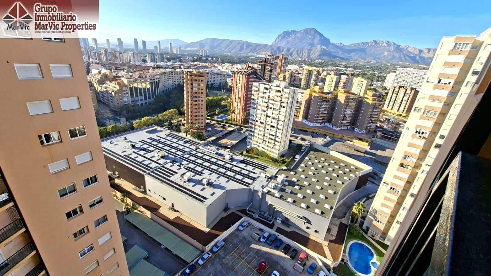 1 bedroom Flat for sale in Benidorm with pool - € 189,000 (Ref: 9849413)