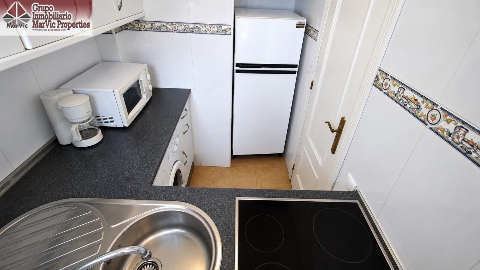 1 bedroom Flat for sale in Benidorm with pool - € 189,000 (Ref: 9849413)