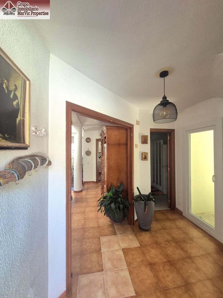4 soveværelse Villa til salg i Altea la Vella med swimmingpool garage - € 515.000 (Ref: 9860135)