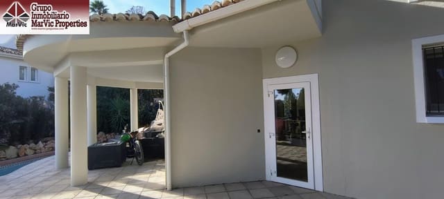4 soverom Villa til salgs i Altea la Vella, Altea med svømmebasseng garasje - € 515 000 (Ref: 9860135)