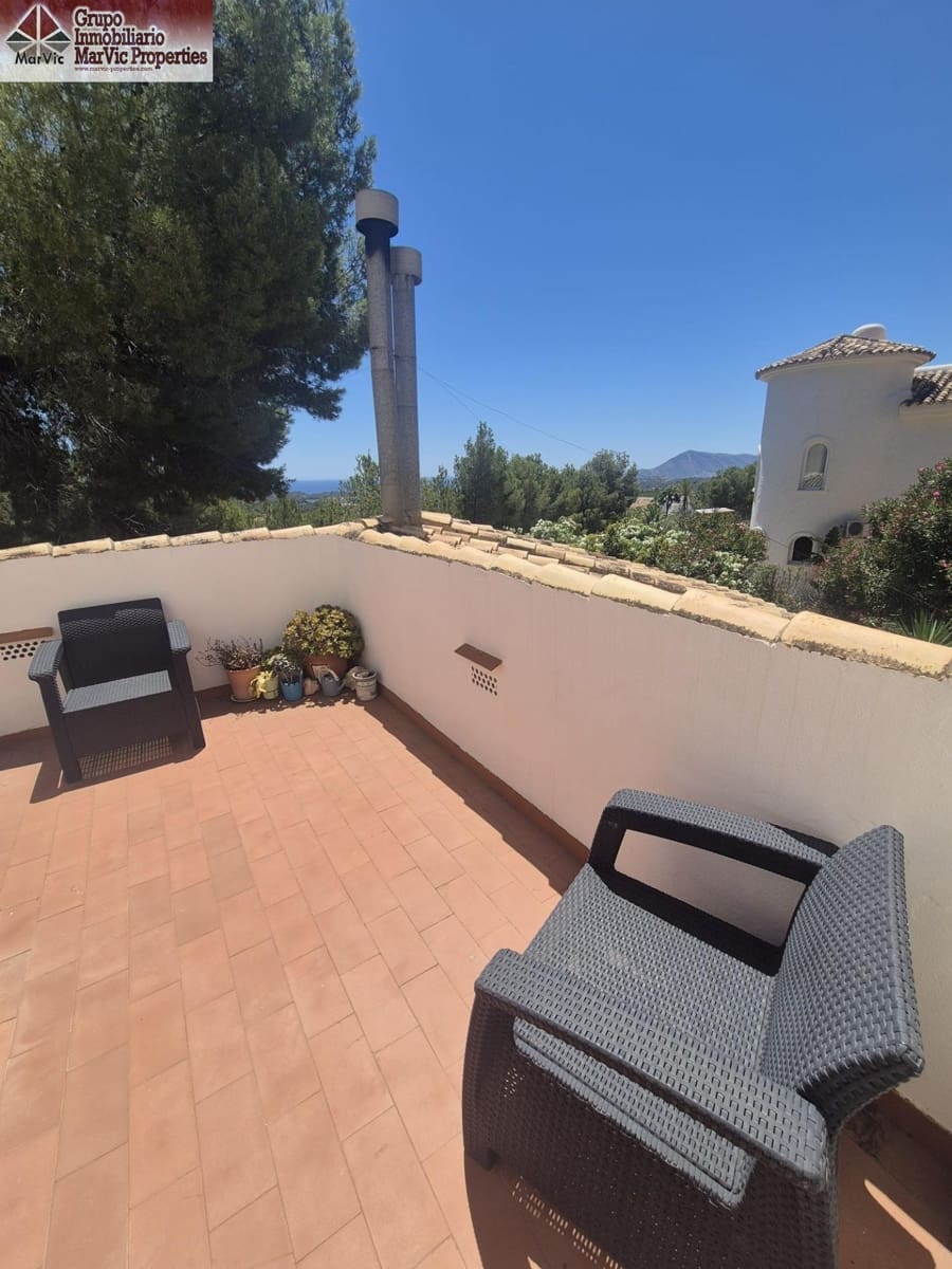 4 soveværelse Villa til salg i Altea la Vella med swimmingpool garage - € 515.000 (Ref: 9860135)