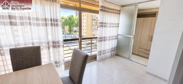 2 slaapkamer Flat te koop in Levante, Benidorm met zwembad - € 260.000 (Ref: 9861898)
