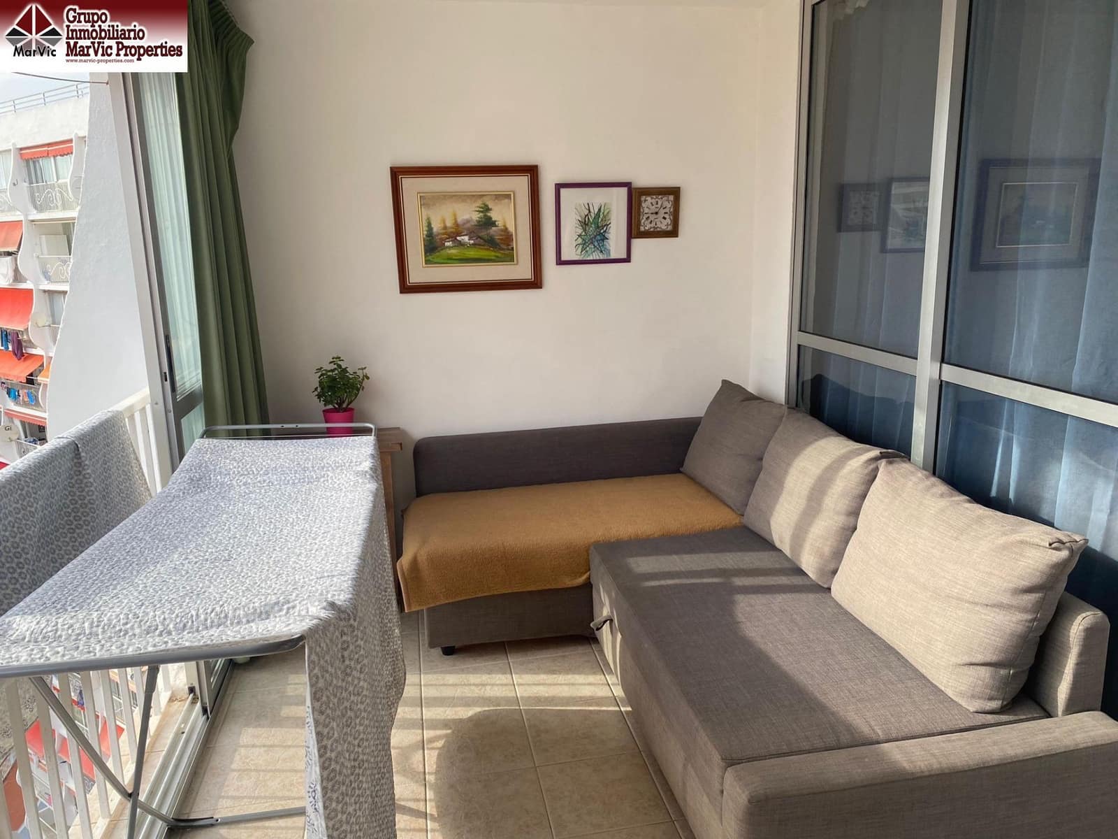 1 bedroom Flat for sale in Benidorm with pool - € 194,000 (Ref: 9861899)