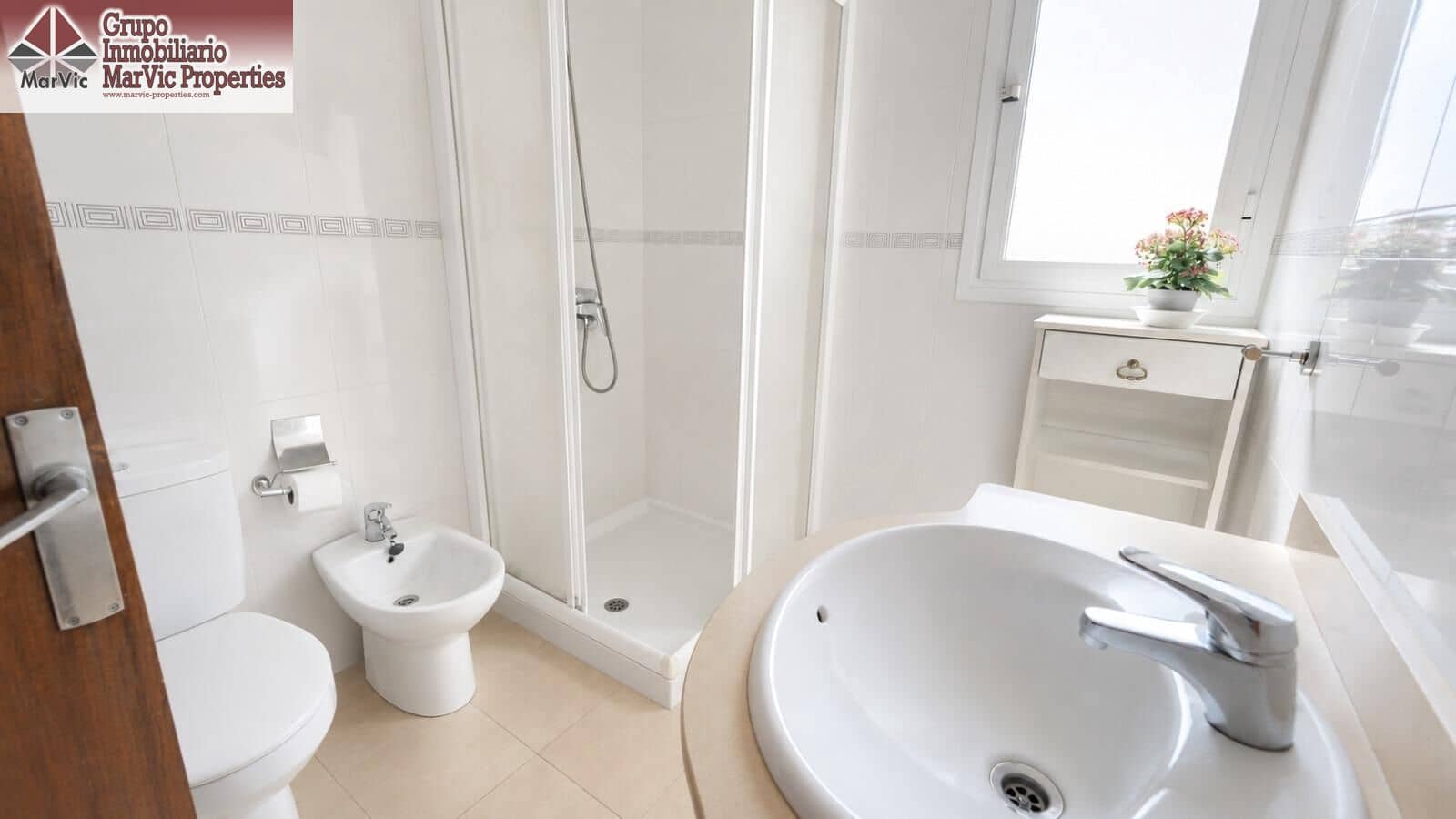 4 sovrum Takvåning till salu i Benidorm - 299 000 € (Ref: 9865228)