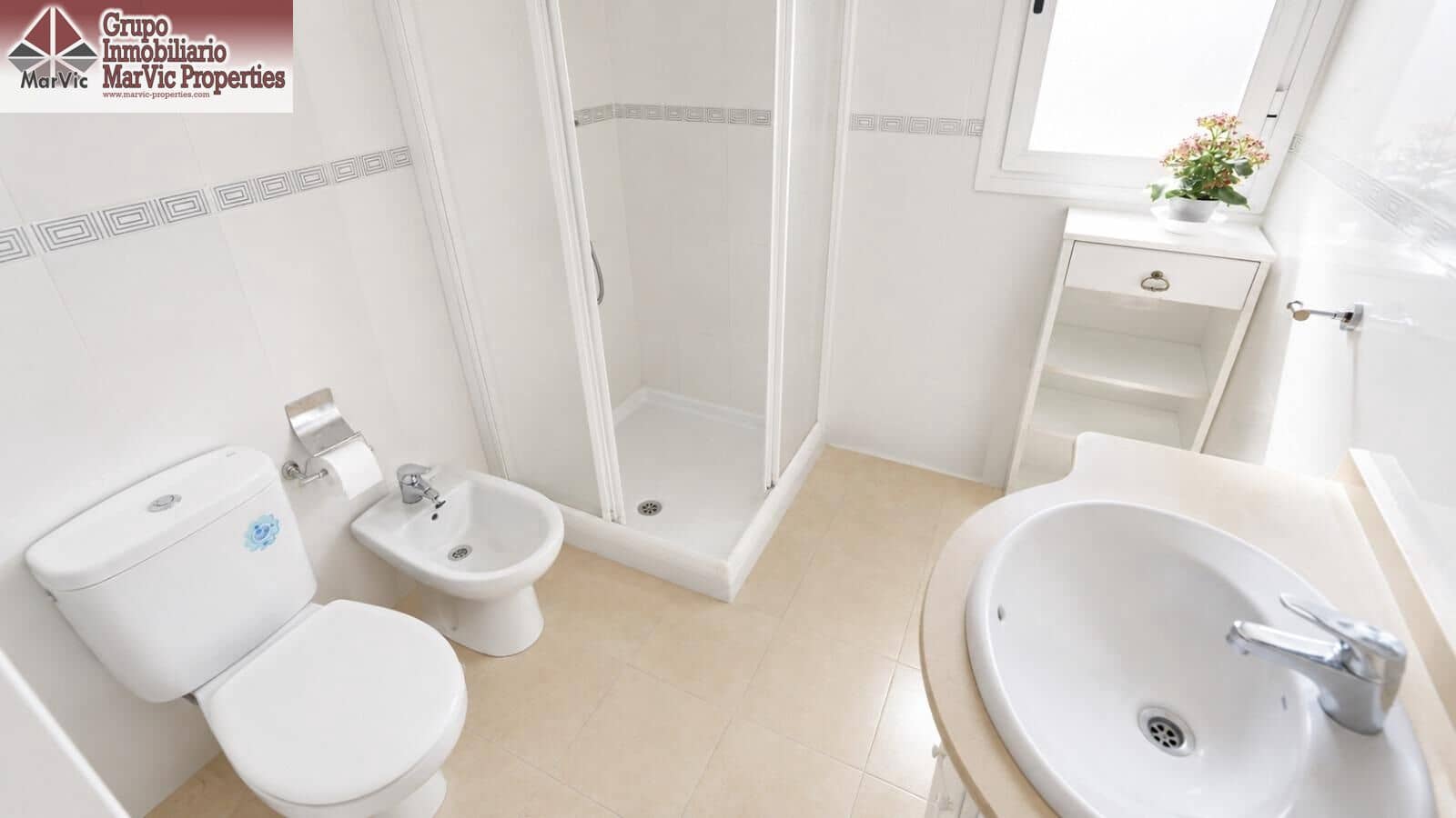 4 sovrum Takvåning till salu i Benidorm - 299 000 € (Ref: 9865228)