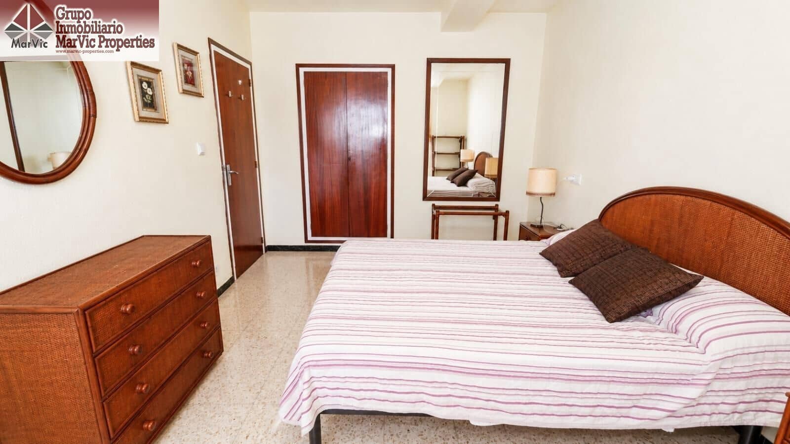 4 sovrum Takvåning till salu i Benidorm - 299 000 € (Ref: 9865228)