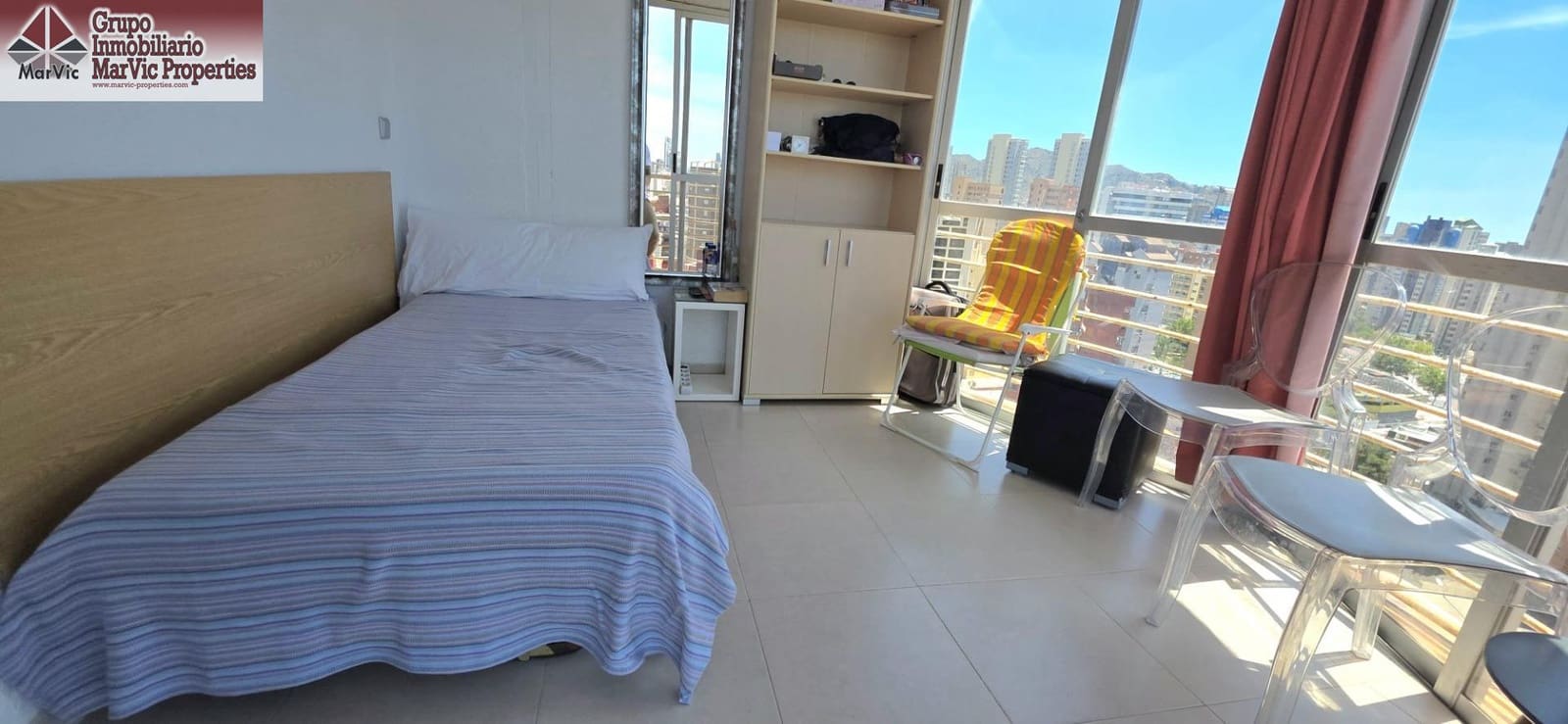 2 bedroom Apartment for sale in Benidorm with pool - € 137,000 (Ref: 9867044)