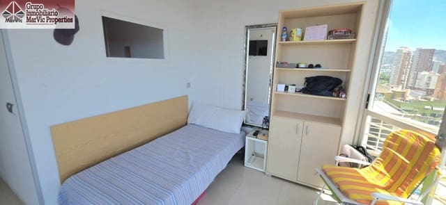 Apartamento de 2 habitaciones en Juzgados - Plaza de Toros, Benidorm en venta con piscina - 137.000 € (Ref: 9867044)