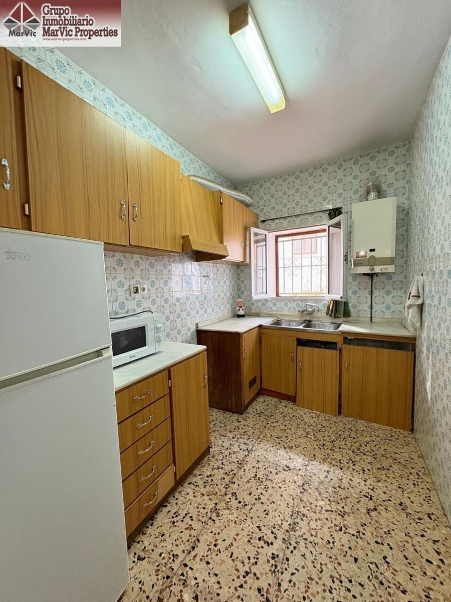 4 chambre Maison de Ville à vendre à Chirles - 184 000 € (Ref: 9876478)