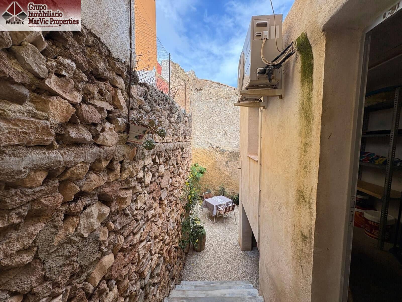 4 chambre Maison de Ville à vendre à Chirles - 184 000 € (Ref: 9876478)