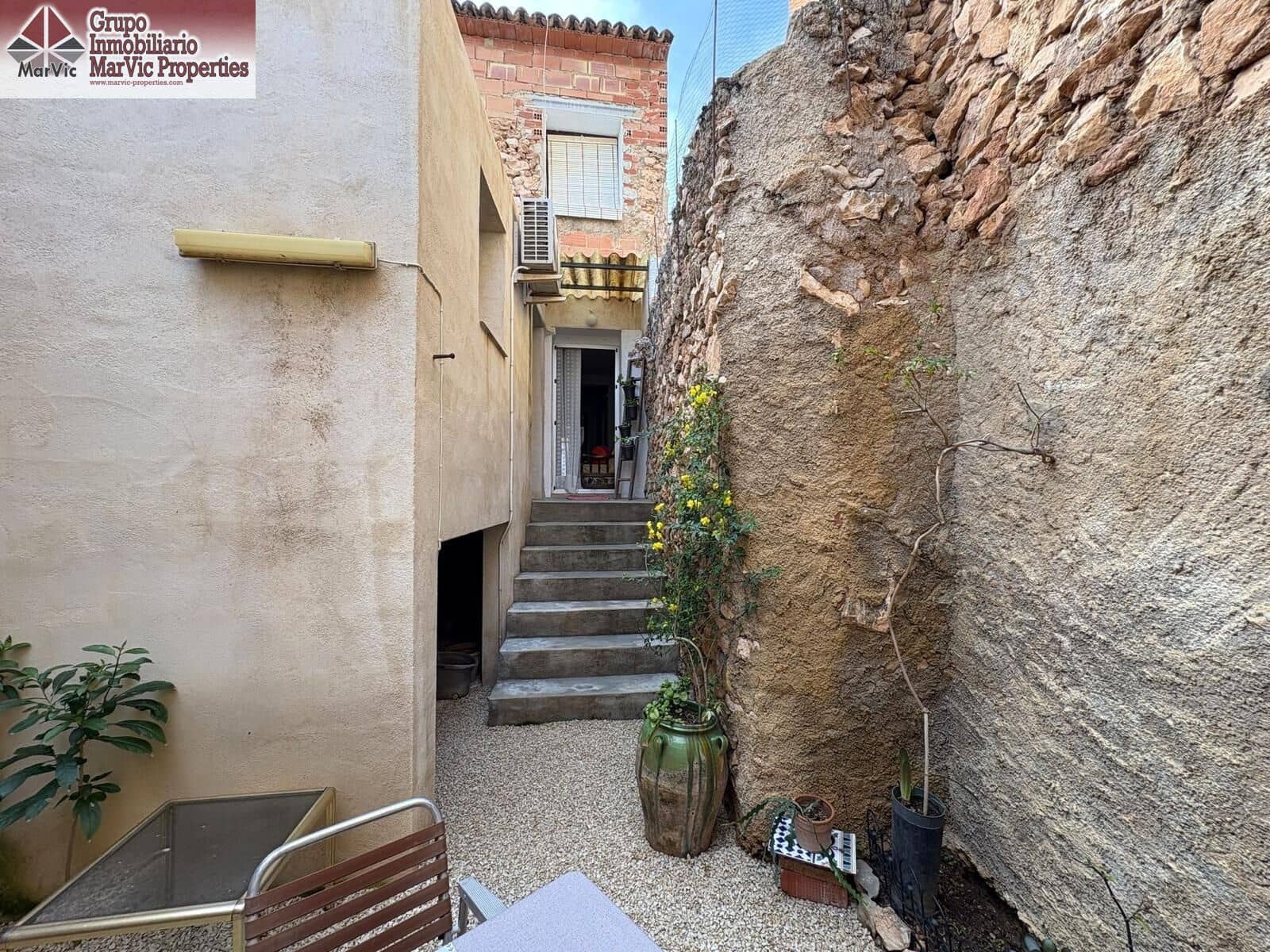 4 chambre Maison de Ville à vendre à Chirles - 184 000 € (Ref: 9876478)