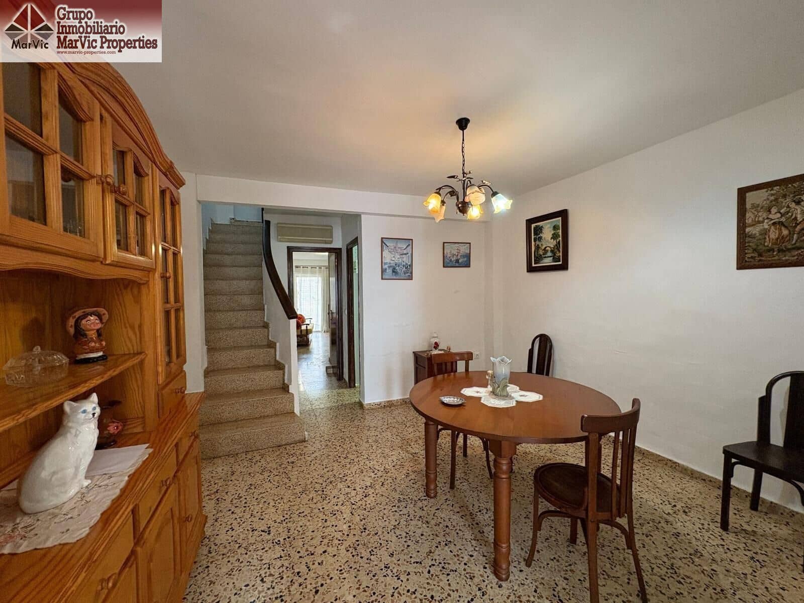 4 chambre Maison de Ville à vendre à Chirles - 184 000 € (Ref: 9876478)