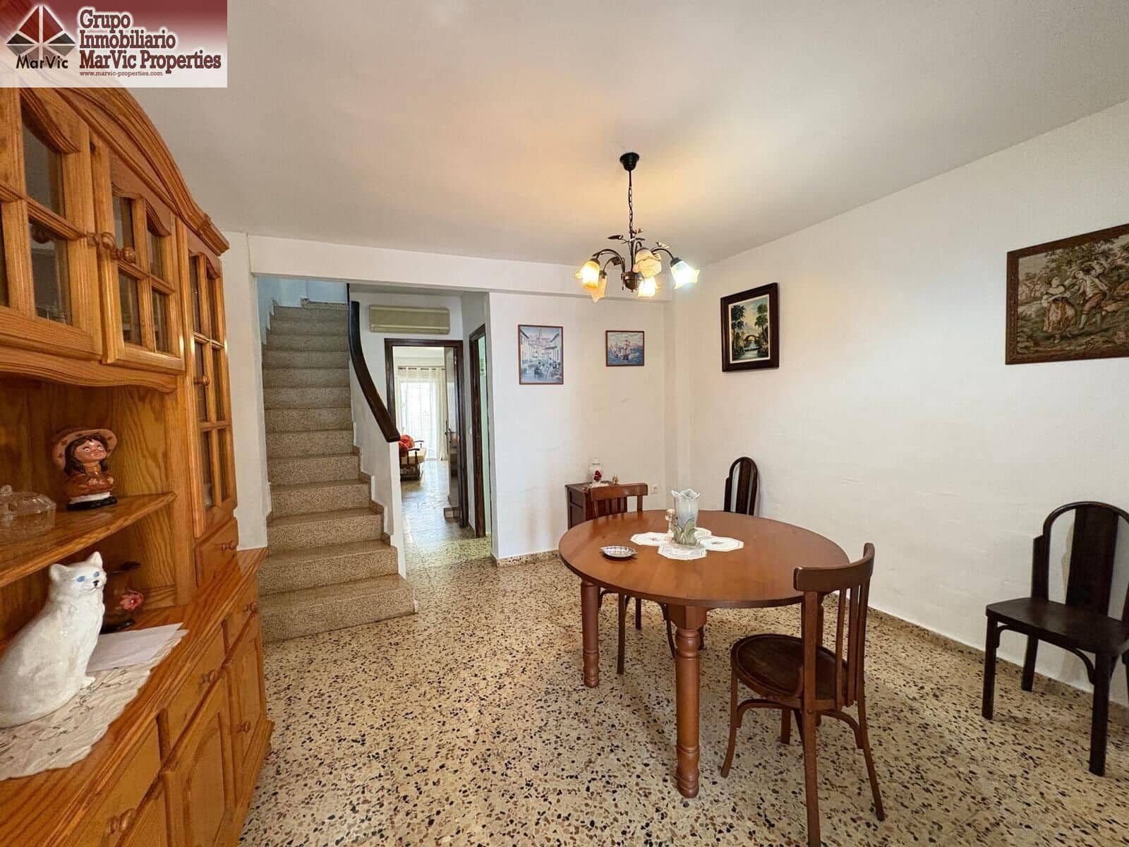 4 chambre Maison de Ville à vendre à Chirles - 184 000 € (Ref: 9876478)