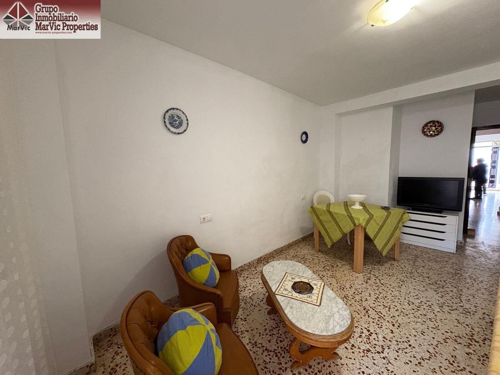 4 chambre Maison de Ville à vendre à Chirles - 184 000 € (Ref: 9876478)