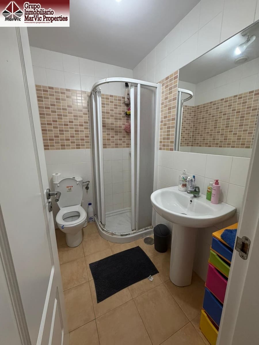 2 bedroom Flat for sale in Benidorm with pool garage - € 336,000 (Ref: 9890415)