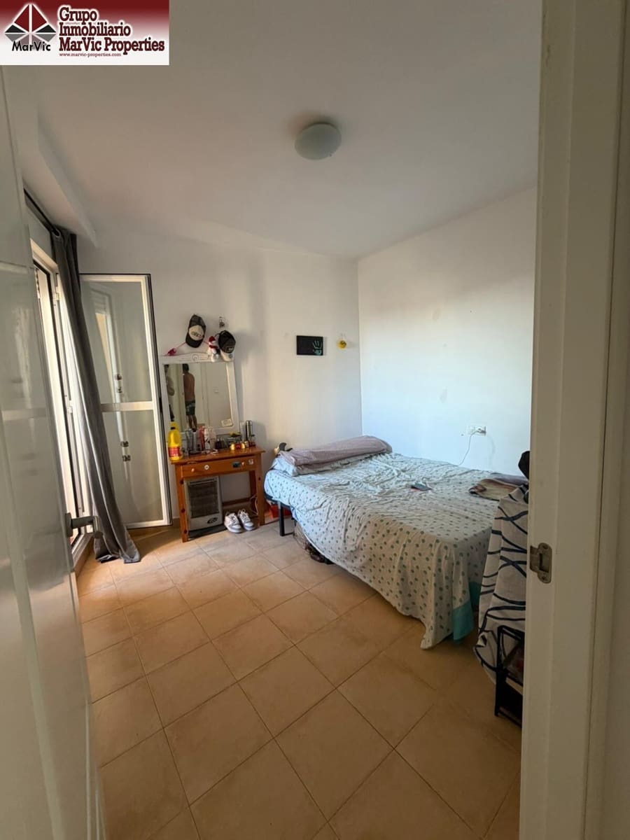 2 bedroom Flat for sale in Benidorm with pool garage - € 336,000 (Ref: 9890415)