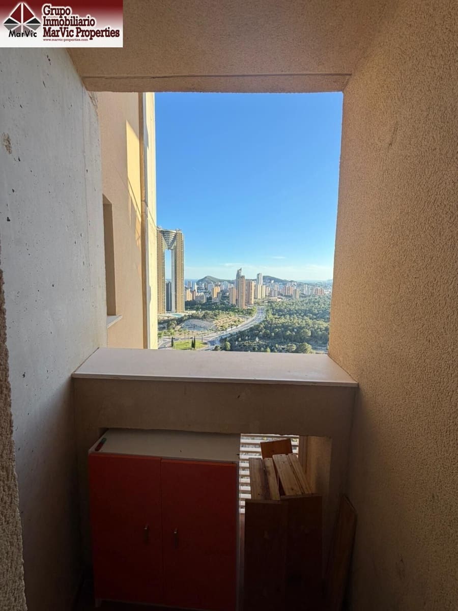 2 bedroom Flat for sale in Benidorm with pool garage - € 336,000 (Ref: 9890415)