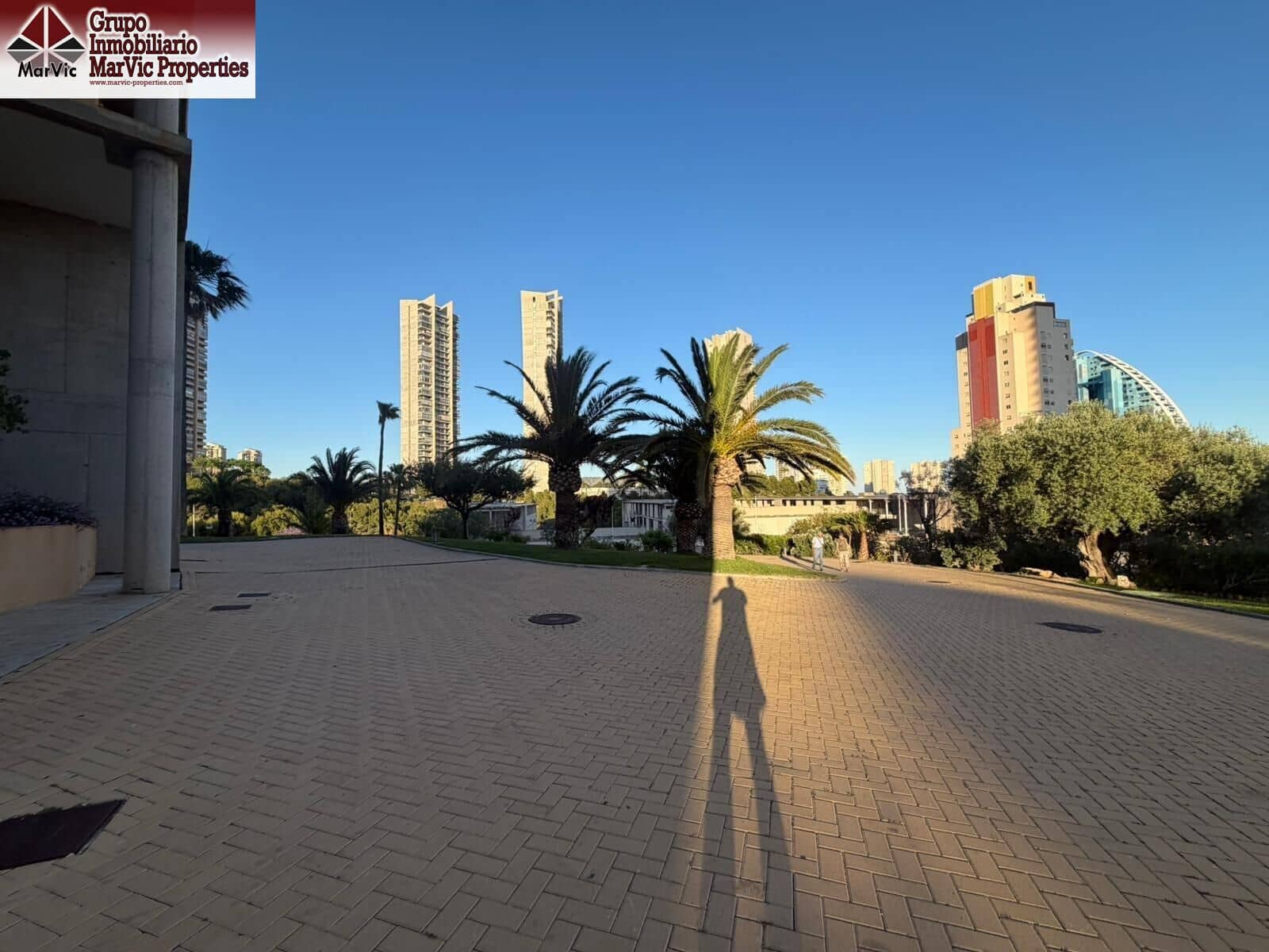2 bedroom Flat for sale in Benidorm with pool garage - € 336,000 (Ref: 9890415)