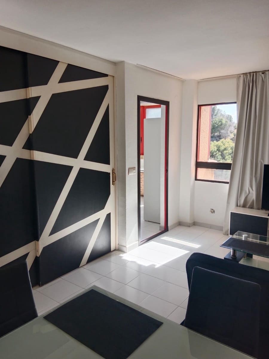 2 chambre Appartement à vendre à Benidorm avec piscine - 180 000 € (Ref: 9892404)