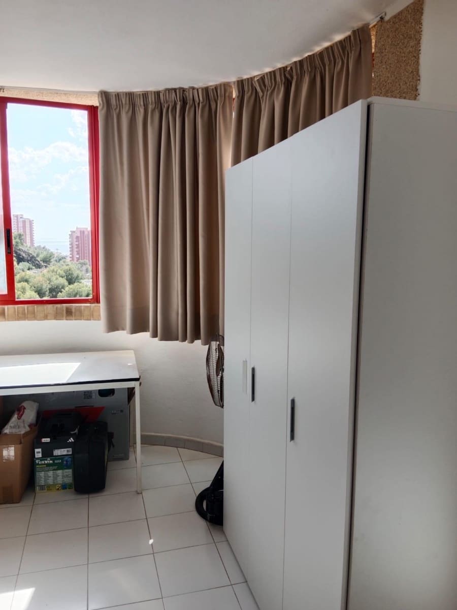 2 chambre Appartement à vendre à Benidorm avec piscine - 180 000 € (Ref: 9892404)