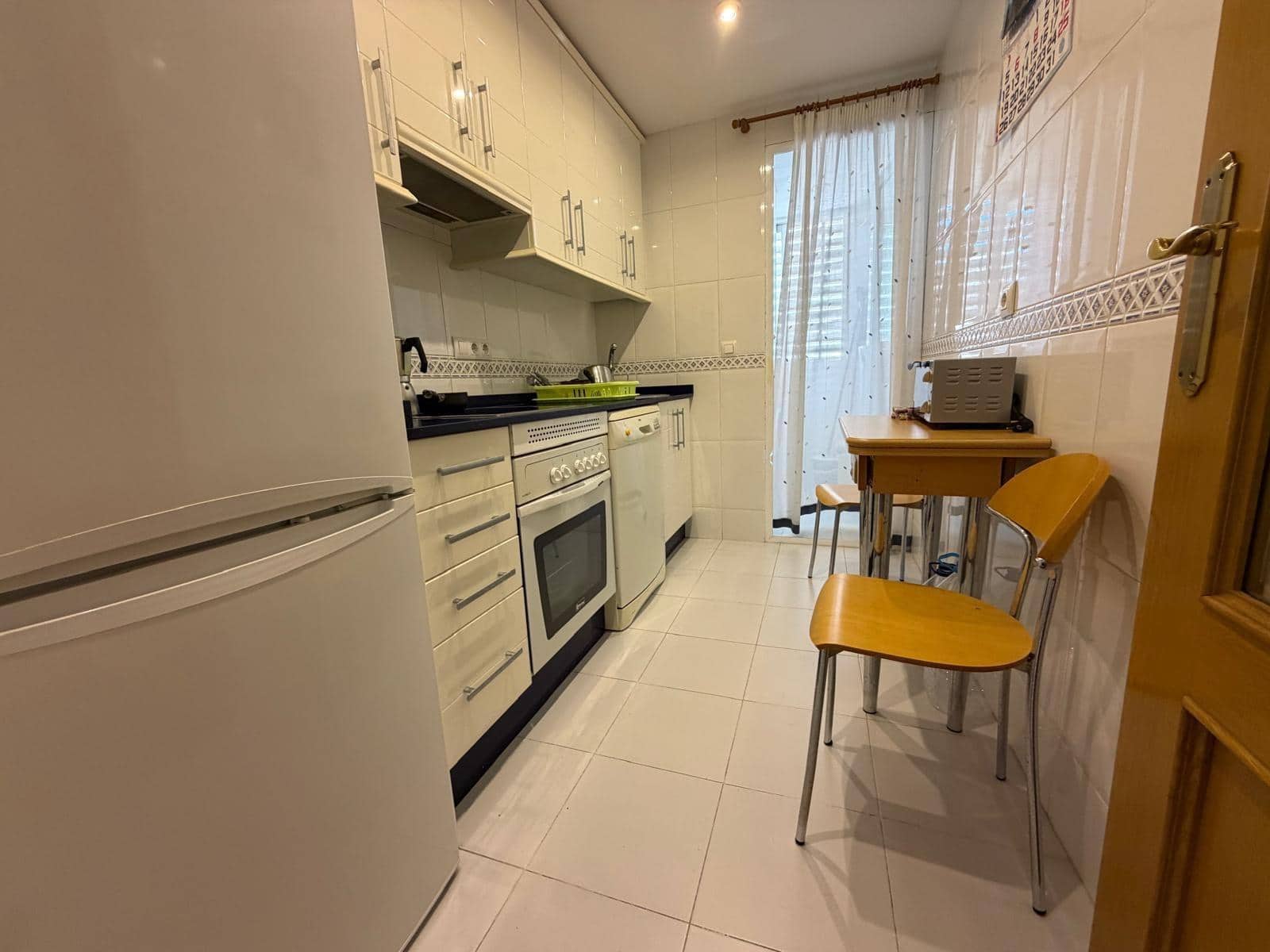 2 sovrum Lägenhet till salu i Benidorm med pool garage - 415 000 € (Ref: 9892405)
