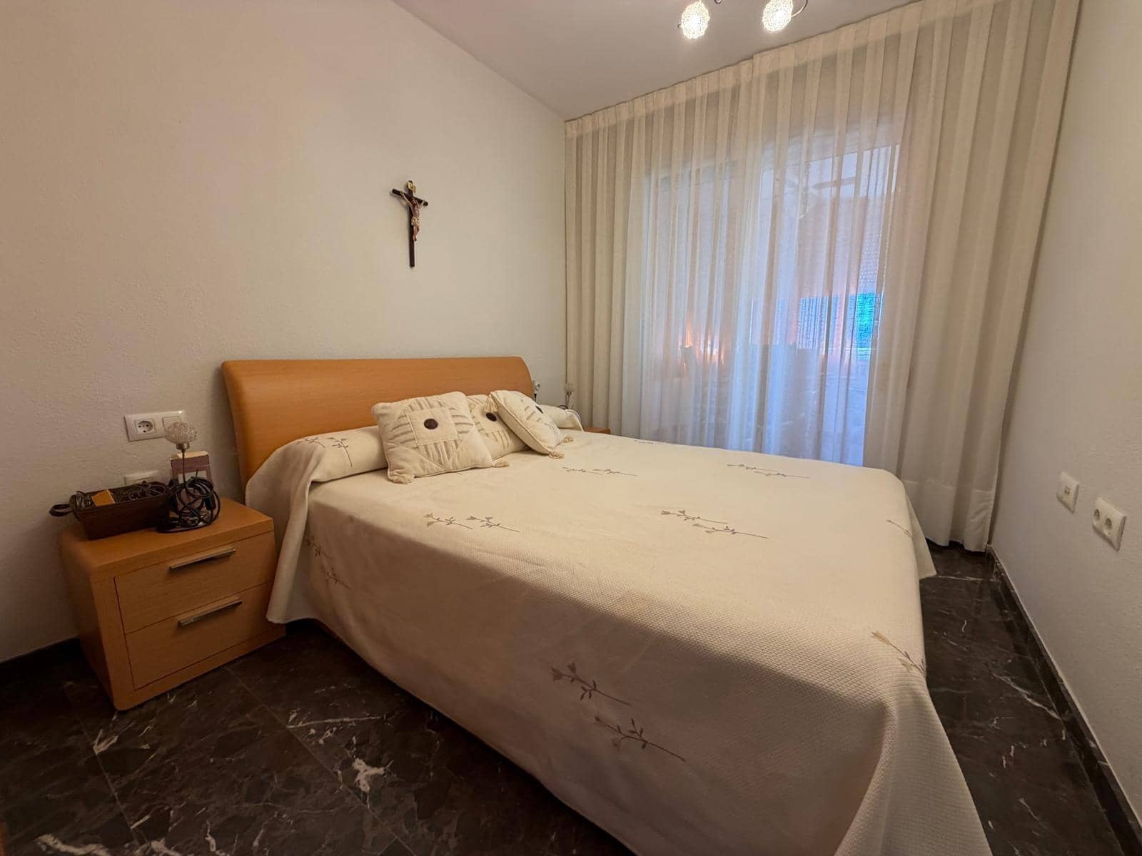 2 sovrum Lägenhet till salu i Benidorm med pool garage - 415 000 € (Ref: 9892405)