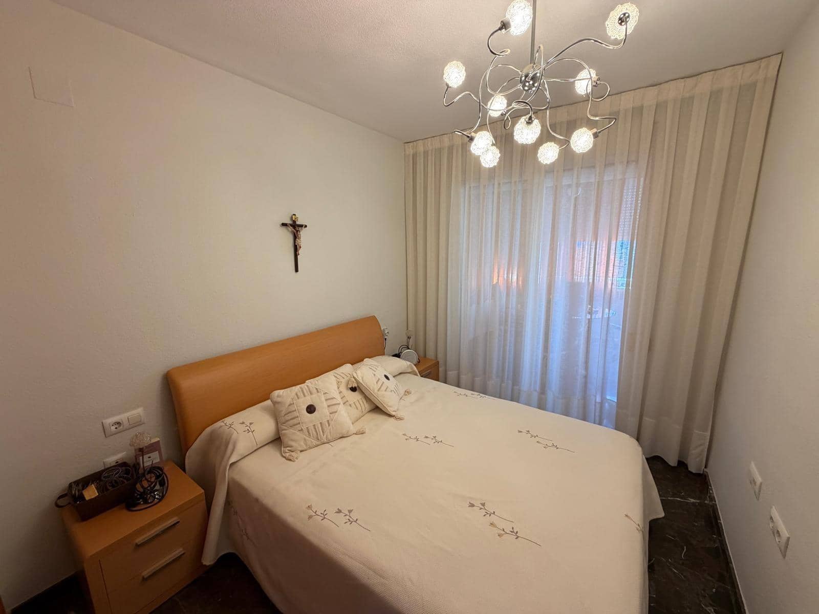 2 sovrum Lägenhet till salu i Benidorm med pool garage - 415 000 € (Ref: 9892405)