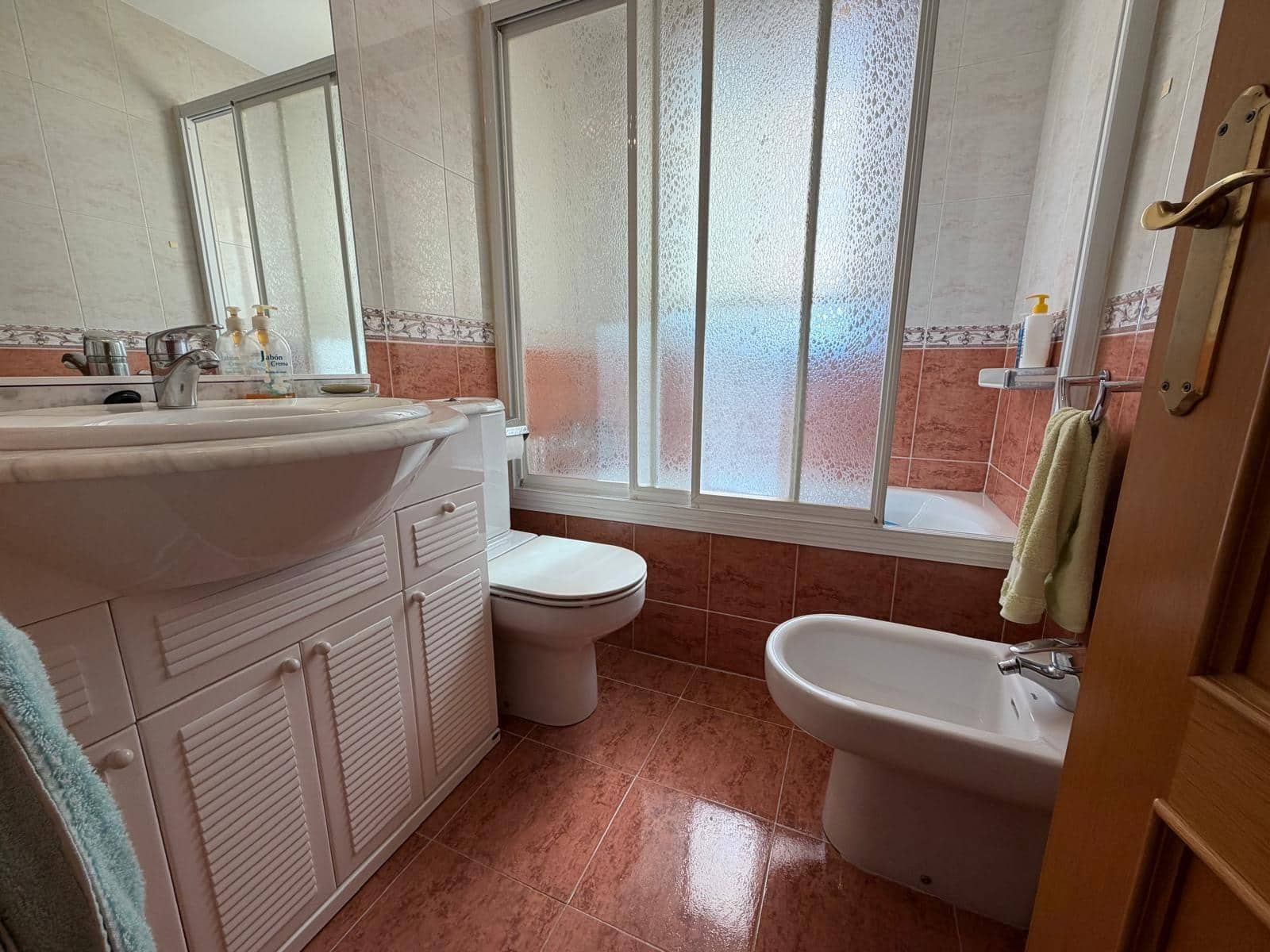 2 sovrum Lägenhet till salu i Benidorm med pool garage - 415 000 € (Ref: 9892405)