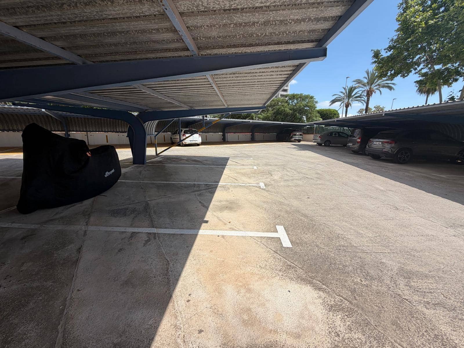 2 sovrum Lägenhet till salu i Benidorm med pool garage - 415 000 € (Ref: 9892405)