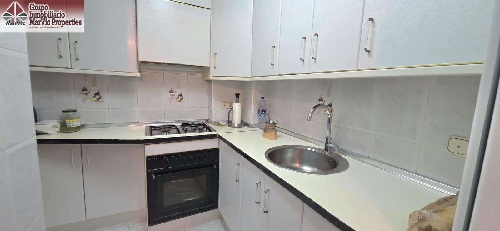 2 Zimmer Apartment zu verkaufen in Benidorm mit Pool - 185.000 € (Ref: 9908061)