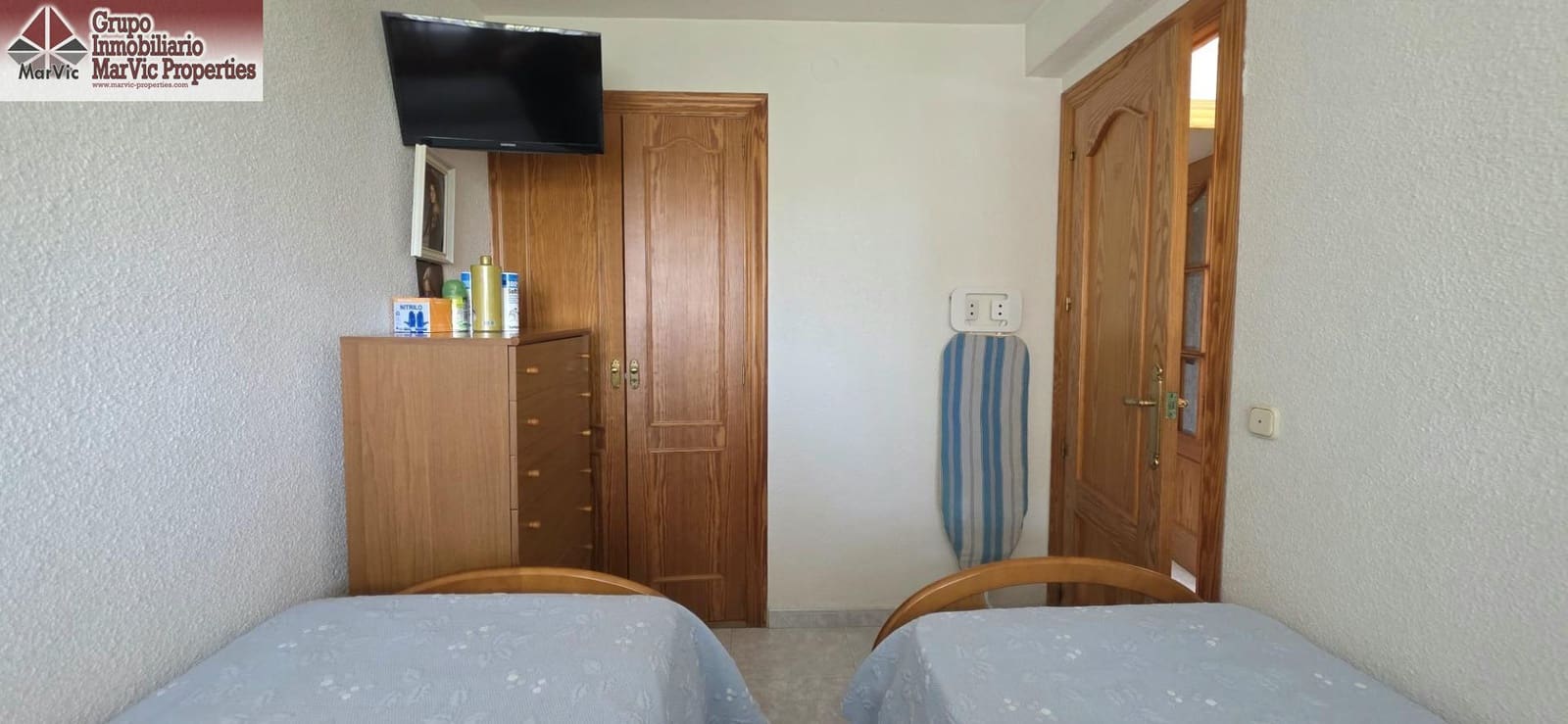 2 Zimmer Apartment zu verkaufen in Benidorm mit Pool - 185.000 € (Ref: 9908061)