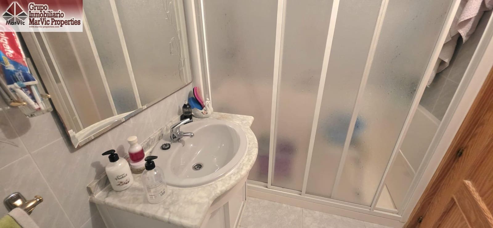 2 Zimmer Apartment zu verkaufen in Benidorm mit Pool - 185.000 € (Ref: 9908061)