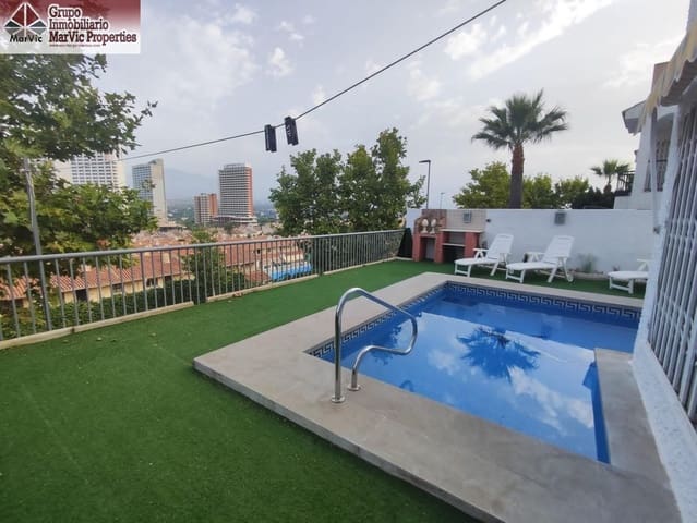 4 Zimmer Villa zu verkaufen in Rincón de Loix, Benidorm mit Pool - 418.950 € (Ref: 9913202)